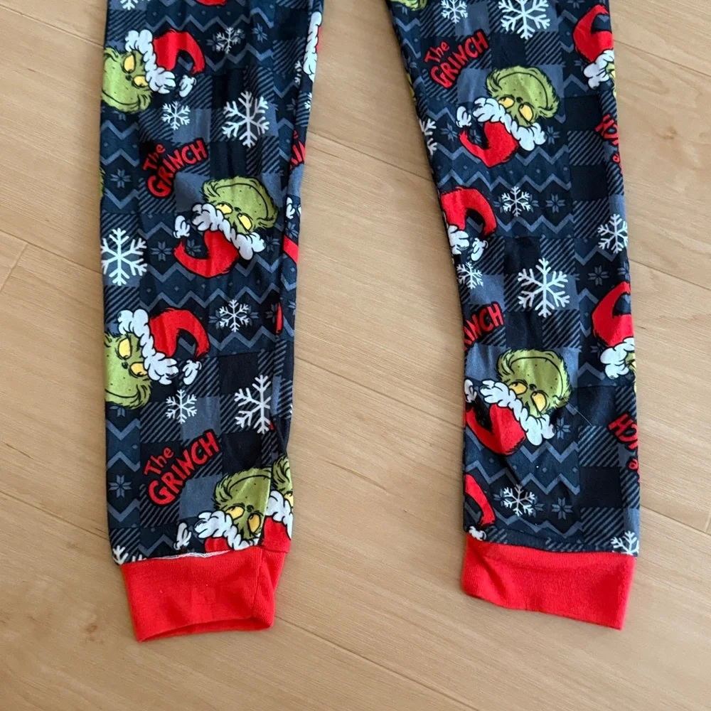 THE GRINCH BOYS SNUG FIT SOFT LONG SLEEVE TOP & BOTTOM 2-PIECE PAJAMA SET SZ: 10